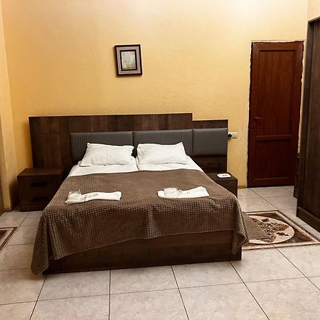 Primavera Hotel Jerevan Eksteriør bilde