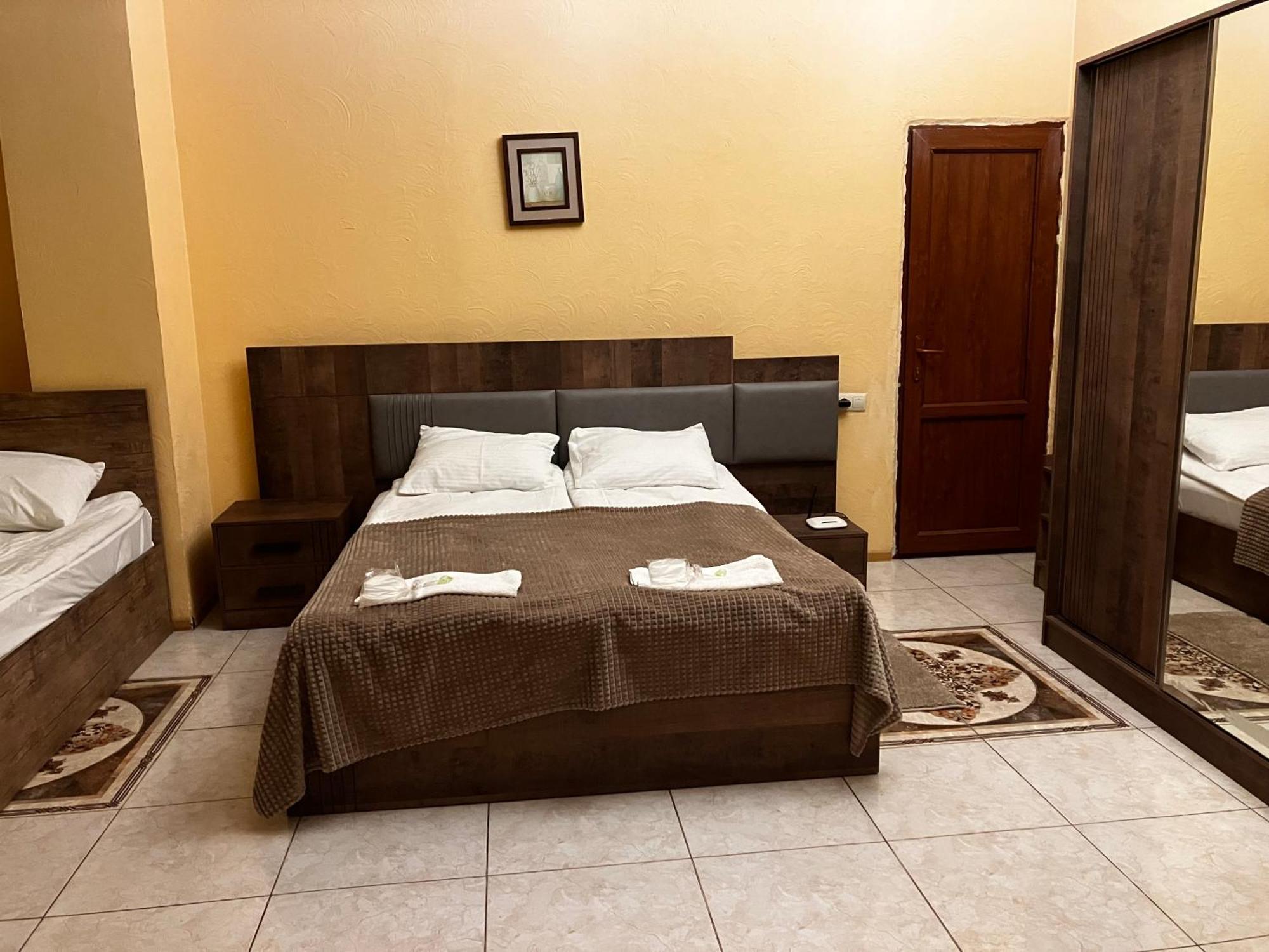 Primavera Hotel Jerevan Eksteriør bilde
